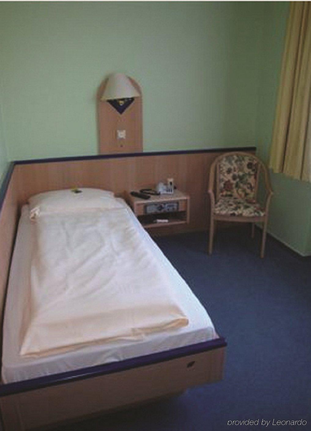 Hotel Hannover Airport By Premiere Classe *